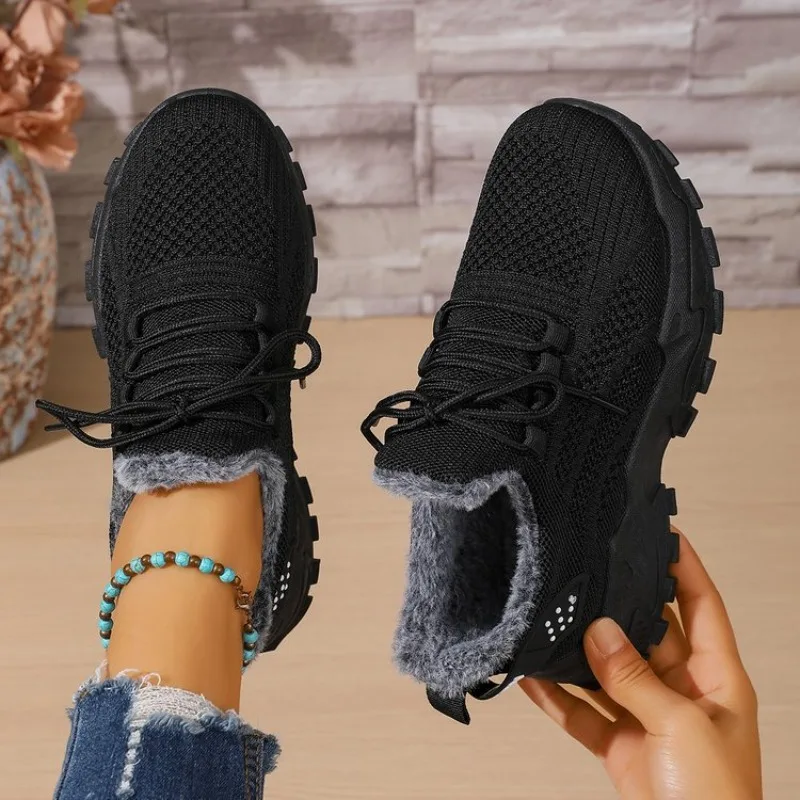 Knit Fabric Lace Up Sneakers - レディース用、冬用、保温性スニーカー。ニット素材、レースアップ、裏地は暖かい素材を使用。滑り止め加工、厚底プラットフォームソール。アウトドアや普段使いに最適なカジュアルシューズ。
